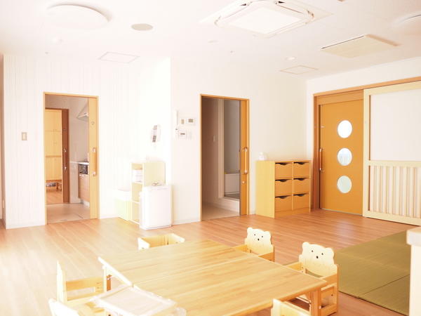 わんぱく乳児院（常勤）の保育士求人メイン写真2