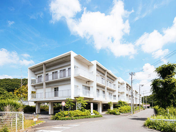 介護老人保健施設 葵の園・ヨコハマ(常勤)の看護師求人の写真