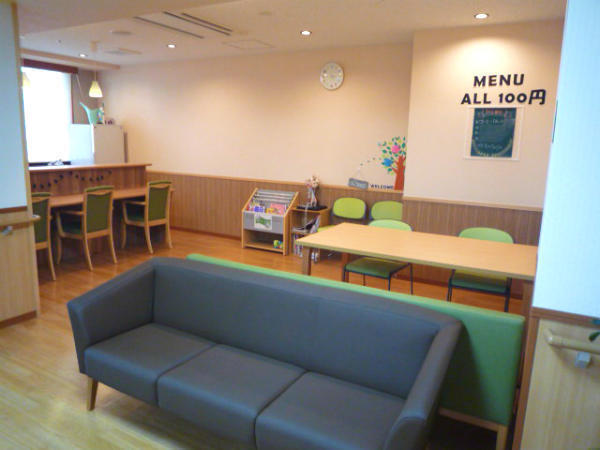 特別養護老人ホーム 吹田千寿園（パート）の介護職求人メイン写真4