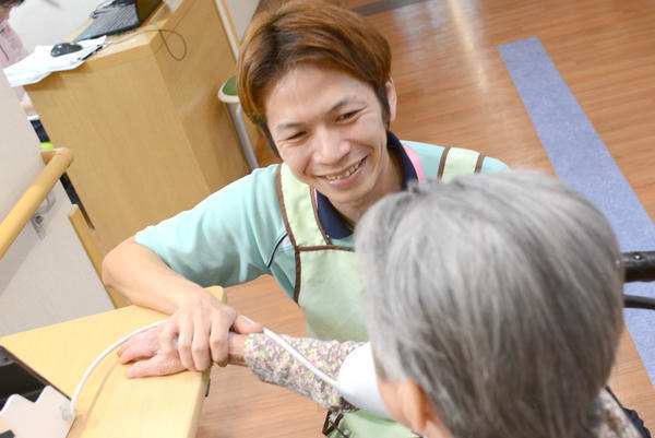 特別養護老人ホーム あけみ苑（パート）の介護福祉士求人メイン写真2