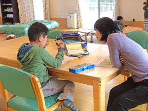 どんぐりクラブ・どんぐりキッズ（児童指導員/パート）の保育士求人サブ写真2