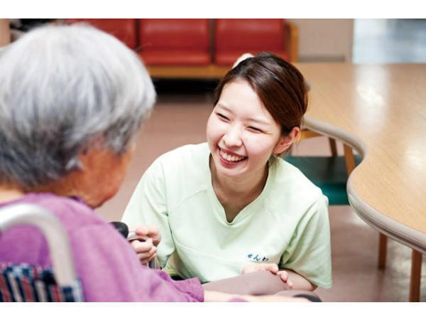 特別養護老人ホーム せんわ（パート）の介護職求人の写真