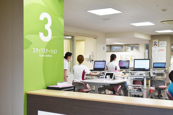 新百合ヶ丘総合病院（常勤）の看護助手求人メイン写真2