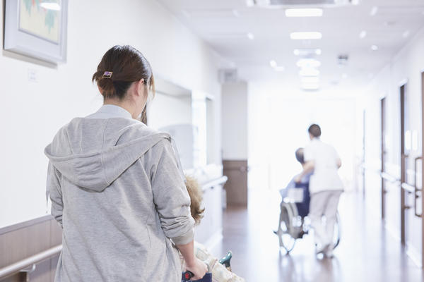 京都久野病院　介護医療院（常勤）の介護職求人メイン写真2