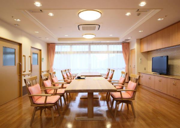 特別養護老人ホーム ひなの杜（常勤）の准看護師求人メイン写真4