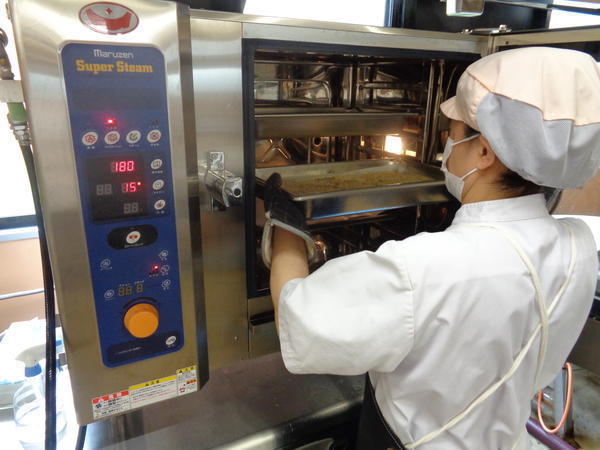 医療法人祐里会　姉川病院（常勤）の調理師/調理員求人メイン写真3