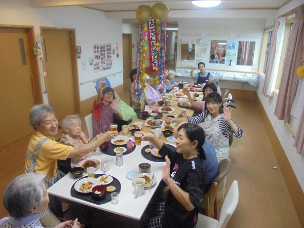 グループホーム へいあん荻窪（エリア社員/常勤）の介護福祉士求人メイン写真4