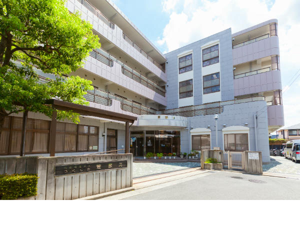 特別養護老人ホーム 萱振苑（常勤）の介護福祉士求人の写真