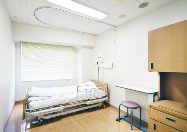 医療法人緑翔会　小松病院（パート）の看護助手求人メイン写真2