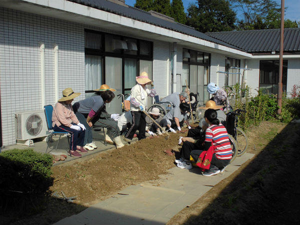 特別養護老人ホーム　五十鈴荘（パート）の介護職求人メイン写真2