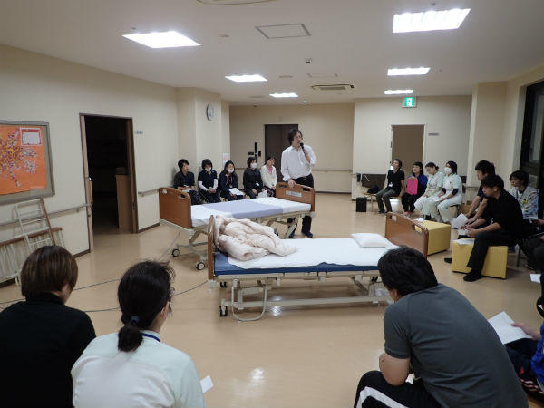 障害福祉サービス事業所 神戸イリス 常勤 介護職求人 採用情報 兵庫県神戸市中央区 公式求人ならコメディカルドットコム