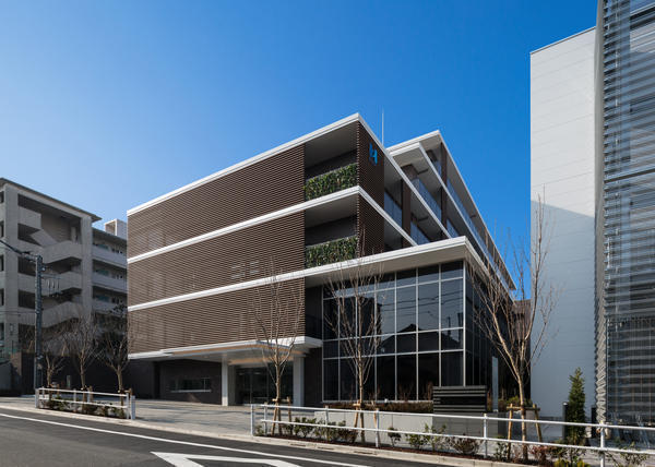 桜十字グループ東京本部（入居相談員/常勤）の社会福祉士求人メイン写真2