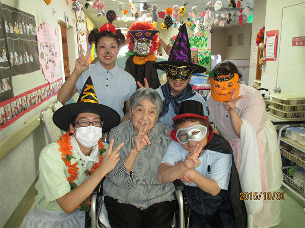 介護老人保健施設　ナーシングプラザ三珠（パート）の介護職求人メイン写真4