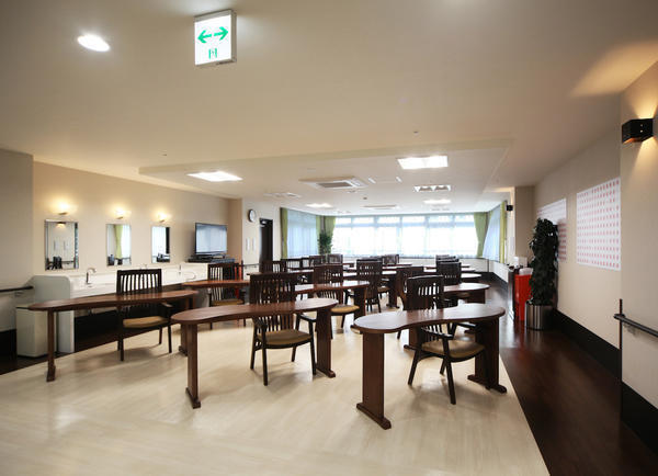 ロイヤルレジデンス上平公園（夜勤専従パート）の介護福祉士求人メイン写真4