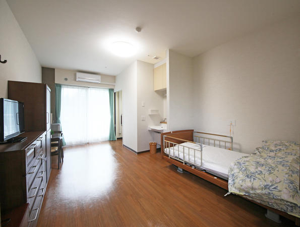 ロイヤルレジデンス上平公園（常勤）の介護福祉士求人メイン写真2