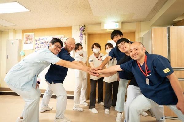 医療法人財団 圭友会 小原病院（常勤）の介護福祉士求人の写真