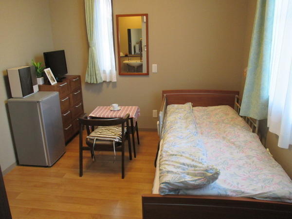 ショートステイロイヤル（常勤）の介護職求人メイン写真3