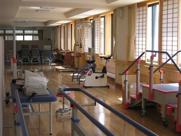 介護老人保健施設 アットホームくずまきの准看護師求人メイン写真4