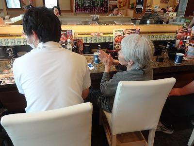 特別養護老人ホーム おたけの郷（常勤）の介護福祉士求人メイン写真4