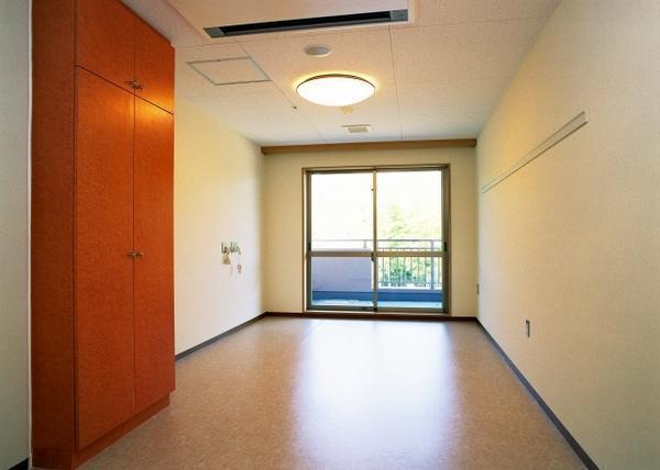 特別養護老人ホーム新吉田（パート）の介護福祉士求人メイン写真4