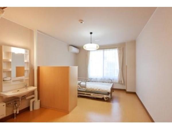 特別養護老人ホーム かるが（常勤）の介護職求人メイン写真5