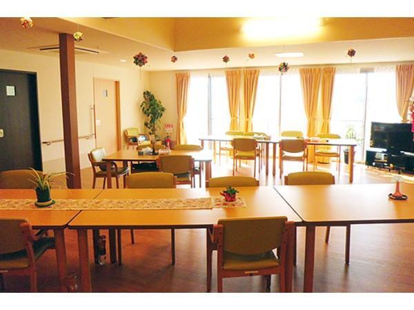 住宅型有料老人ホーム　むつみの郷 里山辺（常勤）の介護福祉士求人メイン写真3