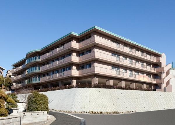 特別養護老人ホーム新吉田（パート）の介護福祉士求人メイン写真2