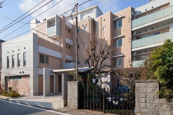 特別養護老人ホーム千里（介護管理職 / 常勤）の介護福祉士求人の写真