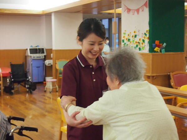 介護老人保健施設三鷹中央リハケアセンター（常勤）の看護師求人メイン写真2