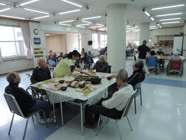 介護老人保健施設　リバブルケア（常勤）の介護職求人の写真