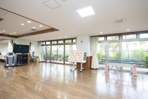 癒しの里 南千住（パート）の介護福祉士求人メイン写真4