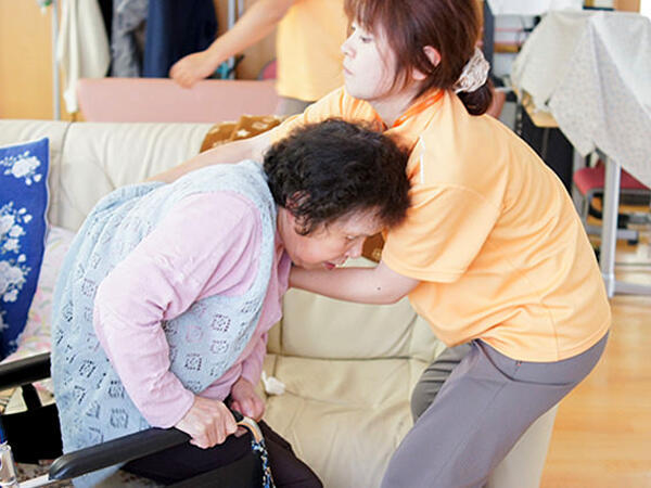 グループホームさとのこハウス境（常勤）の介護福祉士求人メイン写真2