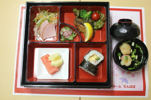 デイサービス・たんぽぽ（パート)の介護職求人メイン写真4