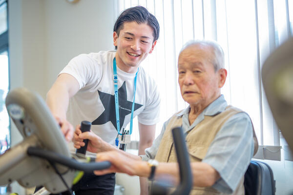 ARC灘（常勤）の介護福祉士求人メイン写真1