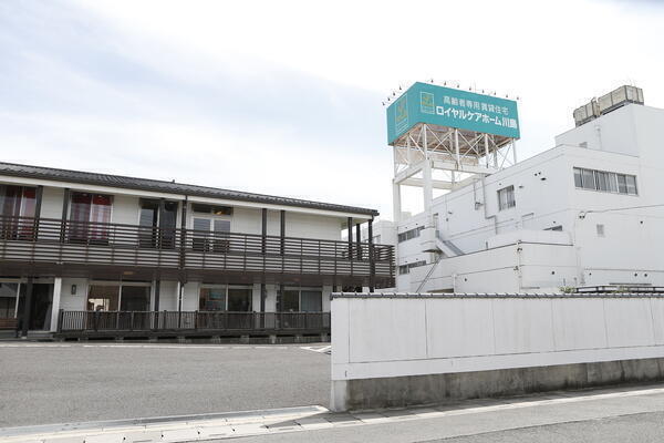 訪問看護 ロイヤルレジデンス川島（常勤）の看護師求人メイン写真2