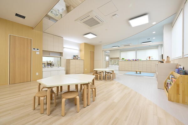 ポピンズナーサリースクール蔵前（認可/常勤）の保育士求人の写真