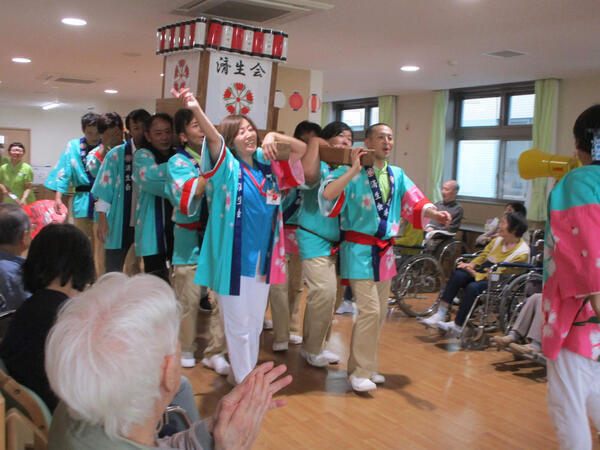 介護老人保健施設 フローラさいせい（パート）の介護職求人メイン写真5