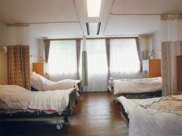 介護老人保健施設　虹の丘（常勤）の介護職求人メイン写真4