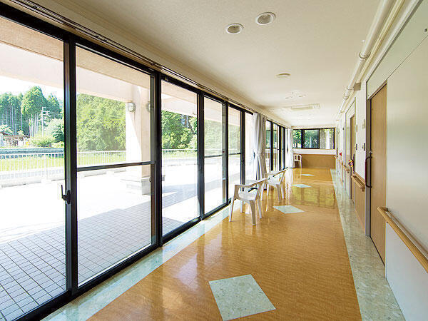 高齢者総合福祉施設 豊和園（常勤）の介護職求人メイン写真4