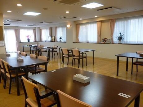 介護付有料老人ホーム エクセルシオール西国分寺の介護職求人メイン写真4