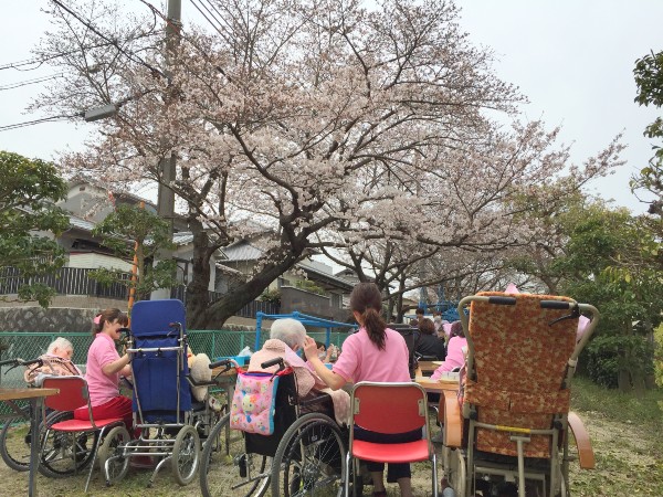 特別養護老人ホーム大阪好意の庭（パート）の介護職求人メイン写真4