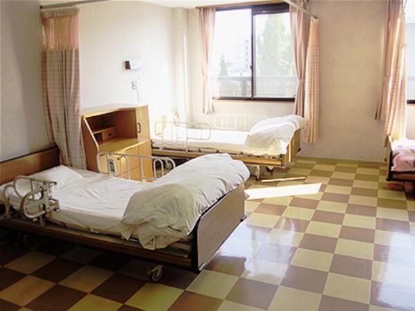 介護老人保健施設 やまのべグリーンヒルズ（パート）の介護福祉士求人メイン写真2