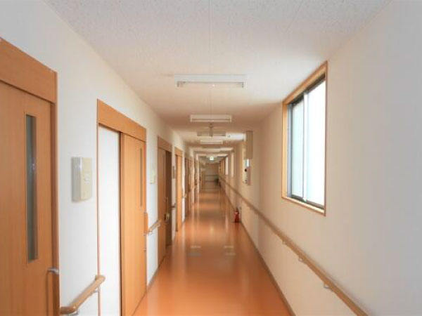 住宅型有料老人ホームさくらんぼ清水丘（常勤）の介護福祉士求人メイン写真4