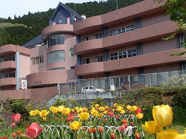 指定障害者支援施設　藤野薫風（常勤）の支援員求人の写真