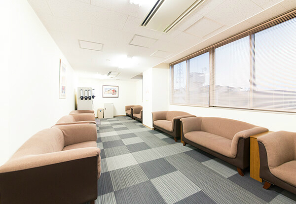 八尾徳洲会総合病院（常勤）の看護助手求人メイン写真2