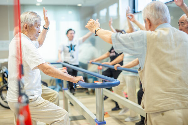 ARC宝塚（リハビリトレーナー/常勤）の介護職求人の写真