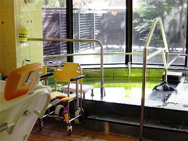 介護老人保健施設 やまのべグリーンヒルズ（常勤）の介護職求人メイン写真3