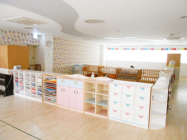 聖路加国際病院内保育所（聖路加ナーサリー/常勤）の保育士求人の写真