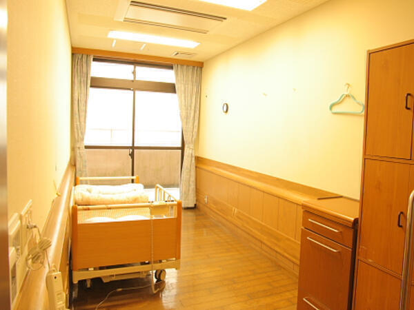 特別養護老人ホーム神津島やすらぎの里（常勤）の准看護師求人メイン写真4