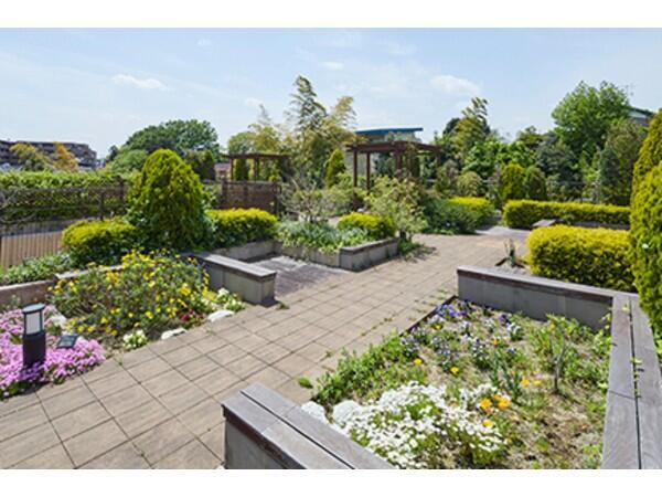 特別養護老人ホーム ブルーポピー（常勤）の介護福祉士求人メイン写真2